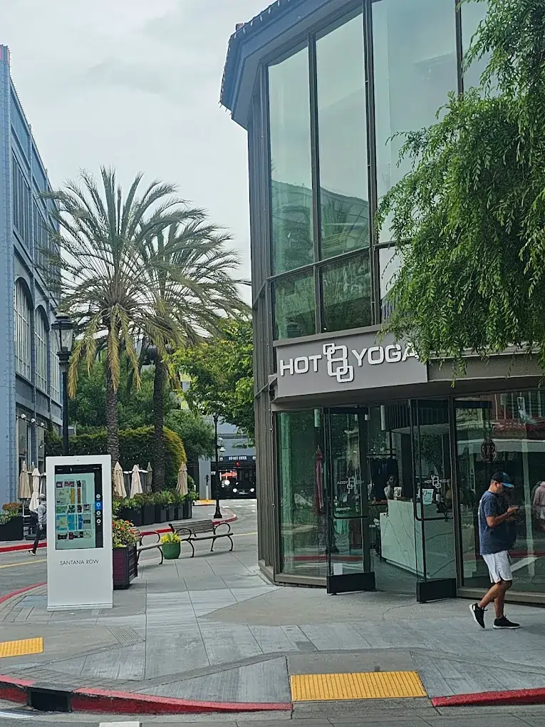 Hot 8 yoga 2 (1)